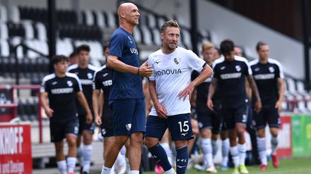 VfL-Trainer Thomas Letsch mit Neuzugang Felix Passlack