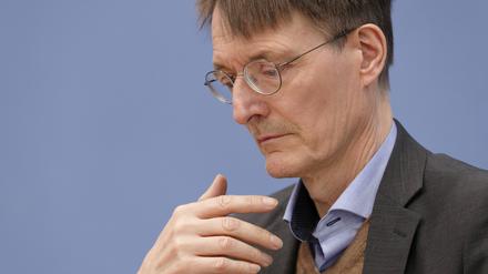 Bundesgesundheitsminister Karl Lauterbach (SPD) hofft auf große Fortschritte durch die elektronische Patientenakte (ePA).