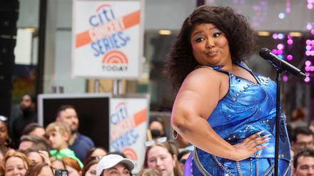 Die 35-jährige Melissa Viviane Jefferson (Lizzo) widmet sich in Ihren Songs Themen wie Diversität und Body Positivity.
