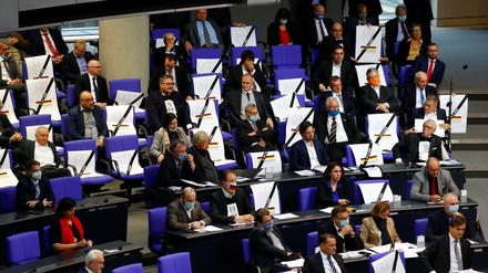Die AfD-Fraktion im Bundestag - hier bei ihren Protesten gegen Corona-Maßnahmen im Jahr 2020.