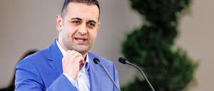 Generalsekretär Bijan Djir-Sarai sagte: „Wir brauchen eine parteiübergreifende Lösung für die Herausforderungen in der Migrationspolitik.“ 