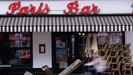 Die legendäre Paris Bar in der Berliner Kantstraße war in den 1980er Jahren ein bekannter Künstlertreff.