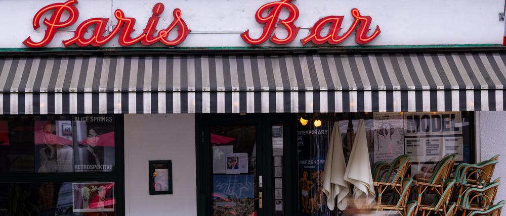 Die legendäre Paris Bar in der Berliner Kantstraße war in den 1980er Jahren ein bekannter Künstlertreff.