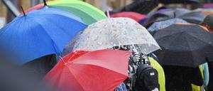 Der Deutsche Wetterdienst (DWD) prognostiziert ungemütliche Tage für Berlin und Umland. 