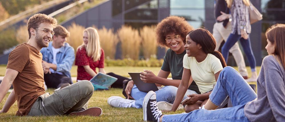 Durch die deutschen Semesterzeiten ist es schwierig für Studierende im Sommersemester einen Auslandsaufenthalt zu realisieren.