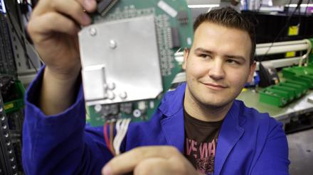 Die Halbleiterbranche sucht nach Fachkräften, vor allem aus der Elektrotechnik, der Mechatronik und der Softwareentwicklung.