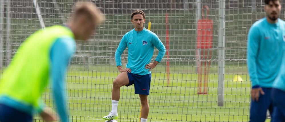 Michal Karbownik soll Hertha stabiler machen.