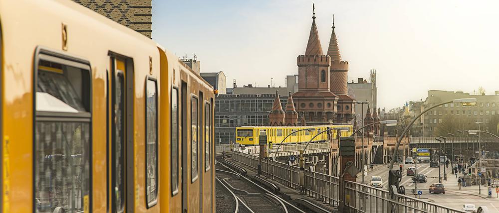 Draußen mag es kühl sein, doch innerhalb von Berliner U-Bahnen und Bahnhöfen ist es selbst bei den derzeitigen Außentemperaturen oft ziemlich warm.