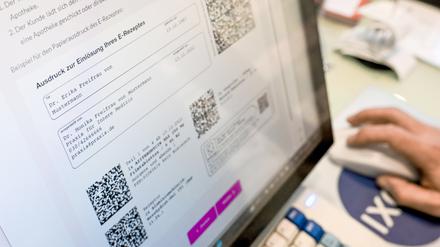 Die Nutzung des E-Rezepts ist seit Anfang des Jahres Pflicht.
