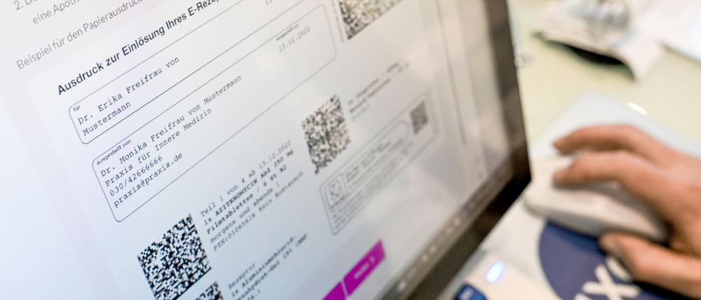 Die Nutzung des E-Rezepts ist seit Anfang des Jahres Pflicht.