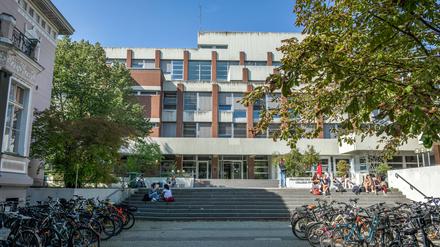 Französisches Gymnasium, Derfflinger Straße, Tiergarten, Mitte, Berlin, Deutschland *** French Grammar School, Derfflinger Straße, Tiergarten, Mitte, Berlin, Germany