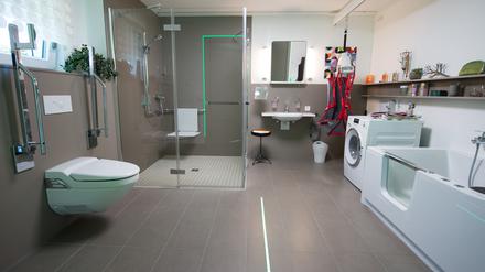 Das Badezimmer im Lebensphasenhaus in Tübingen ist behindertengerecht ausgestattet.