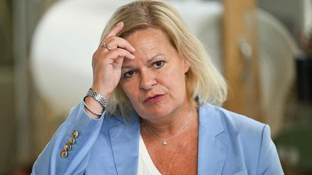 Bundesinnenministerin Nancy Faeser (SPD) will verschärft gegen Clan-Kriminalität vorgehen.