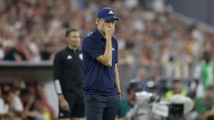 Bayern-Trainer Thomas Tuchel ist fassungslos. 