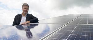 Das aktuelle Problem von Robert Habeck: Ohne Sonne kann kein Solarstrom produziert werden.