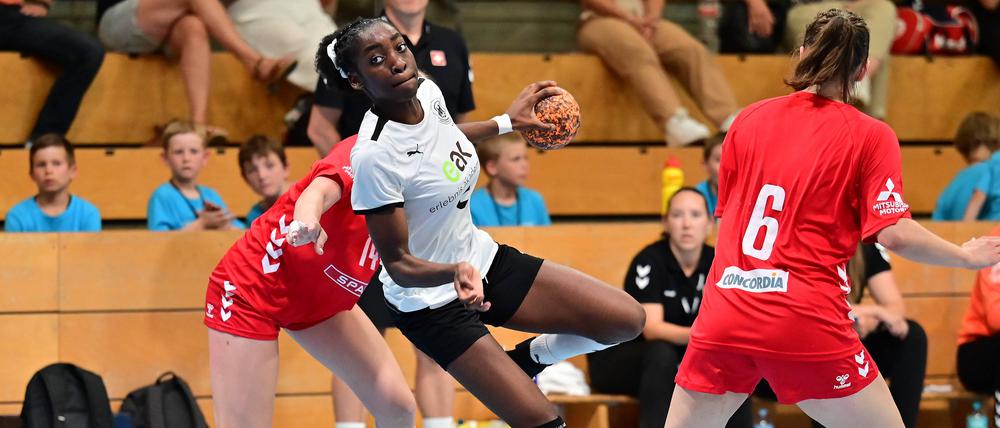Verstärkung in Sicht. Farrelle Njinkeu gewann mit der deutschen U17-Nationalmannschaft bei der EM in Montenegro Bronze und kehrt nun nach Berlin zurück.