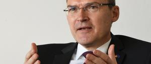 Roderich Kiesewetter ist ein deutscher CDU-Politiker und ehemaliger Generalstabsoffizier der Bundeswehr. Bei der Bundestagswahl 2009 wurde er im Wahlkreis Aalen  Heidenheim als Direktkandidat in den Deutschen Bundestag gewählt. Er war von 2011 bis 2016 Präsident des Reservistenverbandes.Foto: Kai-Uwe Heinrich