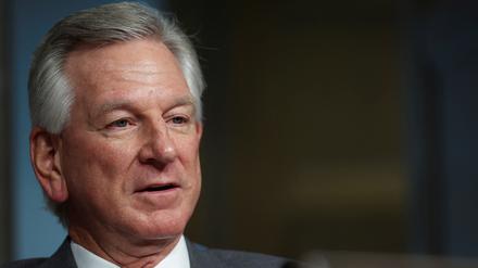 Der Republikaner Tommy Tuberville aus dem Bundesstaat Alabama stellt sich seit Monaten Nominierungen für die US-Armee entgegen (Archivbild).
