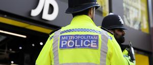 Ein Polizist in in London.