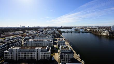 Blick aus dem Hochhaus der Wasserstadt Spandau