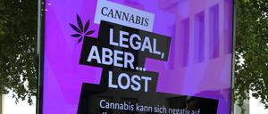 Karl Lauterbach bei der Bundespressekonferenz zum Cannabis-Gesetz I im Haus der Bundespressekonferenz. Berlin, 16.08.2023 *** Karl Lauterbach at the Federal Press Conference on Cannabis Law I at the House of the Federal Press Conference Berlin, 16 08 2023 Foto:xF.xKernx/xFuturexImage
