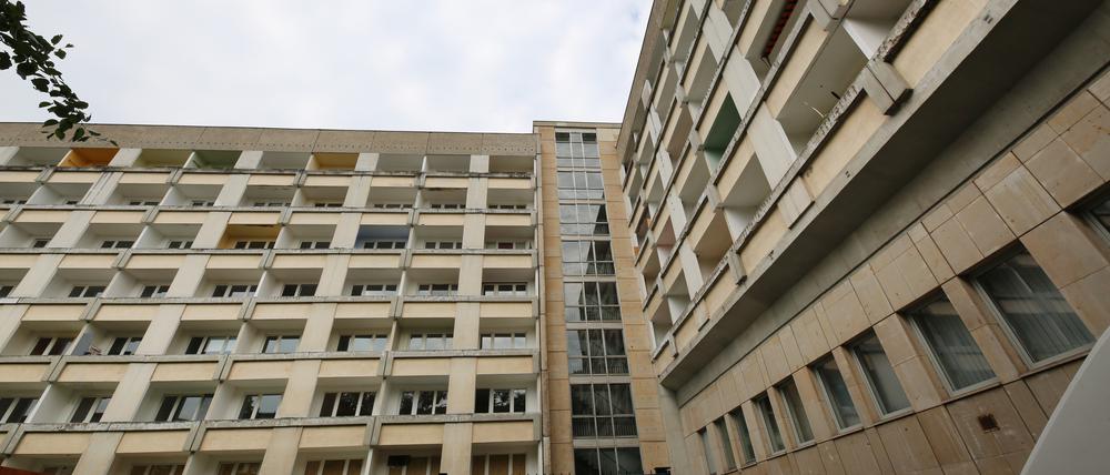 Der Wohnblock Staudenhof steht vor dem Abriss.