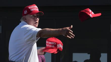 Trump hat seine für Montag angekündigte Pressekonferenz abgesagt.