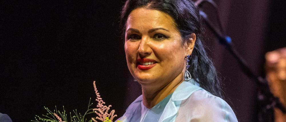 Frühere Aussagen von ihr seien zum Teil falsch interpretiert worden, sagt die 51-jährige Sopranistin Anna Netrebko.  