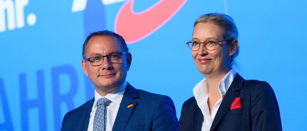Tino Chrupalla (l.), AfD-Bundesvorsitzender und Vorsitzender der AfD-Bundestagsfraktion, und Alice Weidel, AfD-Bundesvorsitzende und Fraktionsvorsitzende der AfD-Bundestagsfraktion.