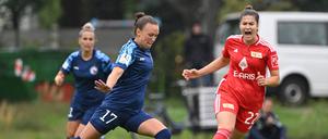 Turbines Viktoria Schwalm (l.) im Testspiel gegen den 1. FC Union.