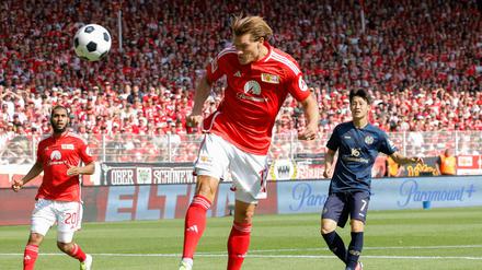Das ging fix. Kevin Behrens köpft Union gleich mit dem ersten Angriff in Führung.