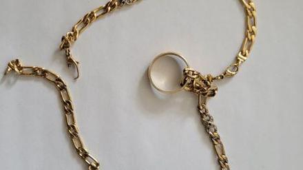 Die Polizei sucht die Besitzerin dieser Goldkette. 