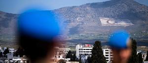 Mitglieder der Friedenstruppe der Vereinten Nationen in Zypern (UNFICYP) aus dem British Household Cavalry Regiment.