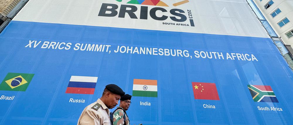 Am Sandton Convention Centre in Johannesburg wird der Gipfel angekündigt.