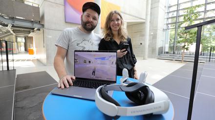Digital Trauern: Bestatterin und Filmuniabsolventin mit Startup „Vyvyt“. 