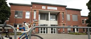 Die Steuben-Gesamtschule im Kirchsteigfeld wird umfassend saniert.