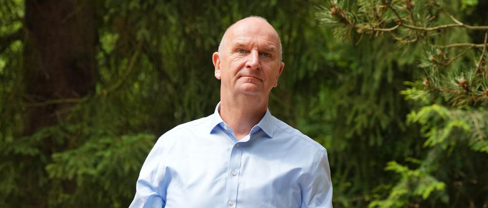 Und jetzt noch die Ärmel hochkrempeln: Dietmar Woidke.