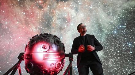 Tim Florian Horn ist Direktor des Zeiss-Großplanetariums und hatte schon als Kind eine Faszination für den Weltraum. 