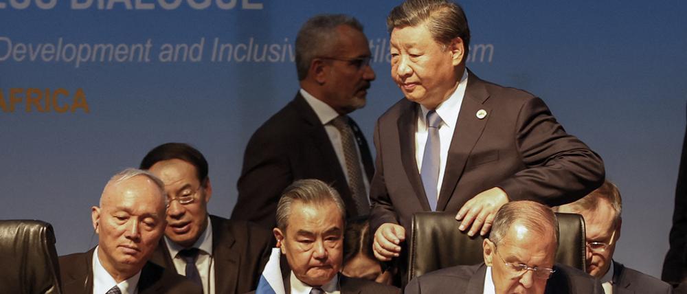 Vor allem China hat auf Erweiterung gedrängt, um seinen Einfluss auszuweiten.