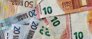 Der deutsche Staat hat im ersten Halbjahr 2023 deutlich mehr Geld ausgegeben als eingenommen.
