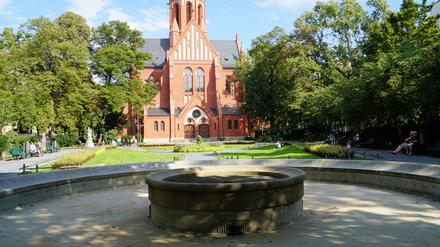 Der Brunnen auf dem Ludwigkirchplatz in Wilmersdorf ist wieder außer Betrieb.