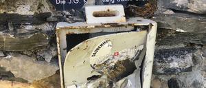 Der Spendenkasten in 2350 Metern Höhe wurde mit Gewalt aufgebrochen.