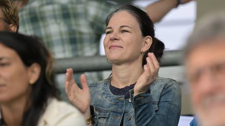 Annalena Baerbock schaute das Spiel zwischen Turbine Potsdam und Carl Zeiss Jena.