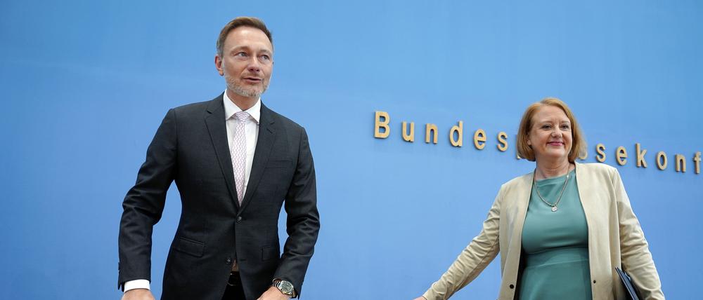 Nach langen Verhandlungen: Christian Lindner und Lisa Paus sind sich einig