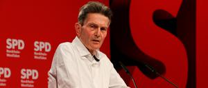 Rolf Mützenich, Vorsitzender der Bundestagsfraktion beim ordentlicher Landesparteitag 2023 der SPD Nordrhein-Westfalen.