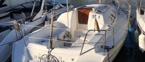 Zwei Segler aus Deutschland sind Ende August in diesem Segelboot von Cala Galdana auf Menorca nach Cala D’Or an der Südostküste von Mallorca unterwegs gewesen.