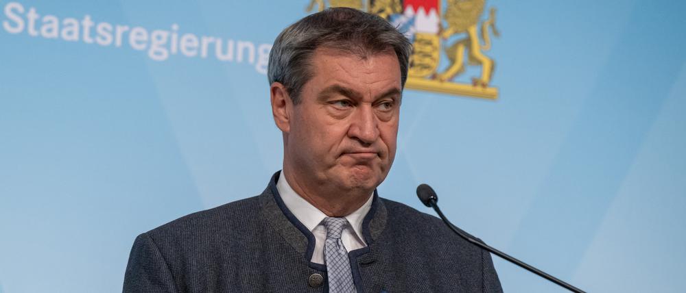 Markus Söder (CSU), Ministerpräsident von Bayern, gibt nach dem Sonder-Koalitionsausschuss ein Statement zum Fall des stellvertretenden Ministerpräsidenten Aiwanger.