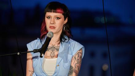 Die Nordirin Shelby Lynn spricht bei der Veranstaltung Frauen 100 im Hotel de Rome.