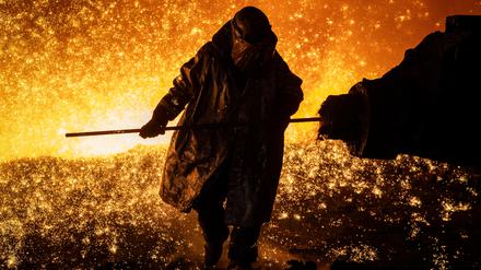 Im verarbeitenden Gewerbe liegt eine der Ursachen für Indiens rasantes Wachstum. Auch die Stahlproduktion, wie hier im Werk von Tata Steel, nimmt an Bedeutung zu.