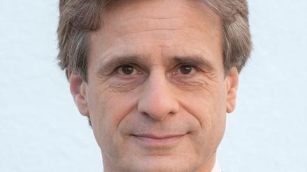 Alexander Kekulé ist Direktor des Instituts für Biologische Sicherheitsforschung in Halle und war lange Berater der Bundesregierung zum biologischen Bevölkerungsschutz.
  